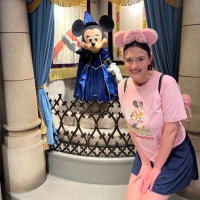 elsasnowqu33n's profile picture. 🤍🏰💕You are the one you’ve been waiting for *ೃ༄ account for me to spam Disney related things ⋆.ೃ࿔ Elsa forever 🤍 Forky fan 🤍