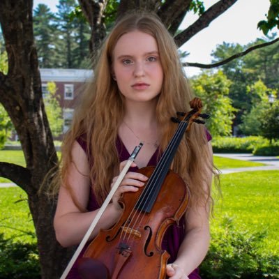 violinist 🎻 cat lover 🐱 bookworm 📚 art enthusiast 🖼                                           PR major at Georgia Southern University 🦅