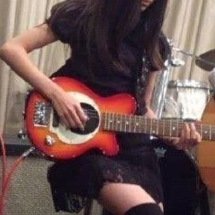 あまり呟かない情報収集垢。大好きな音楽と楽器、ついでに広く浅いオタク趣味(自己矛盾)を満たしてくれそう…を基本にしつつ
「この人の言葉をもう少し聞いてみたい」と感じた方をフォローさせて頂いてます