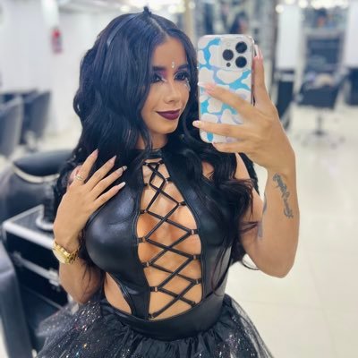 camilavasquezoficial