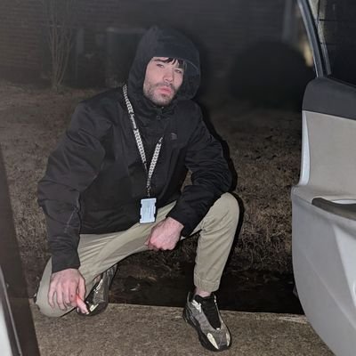 chasebased_'s profile picture. btc maximalist. universal pew pew rights advocate. agorist . og weeb. Virgo. I love Robin. pronouns are fuck/off