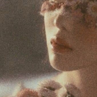 mellifluouskrz's profile picture. 18