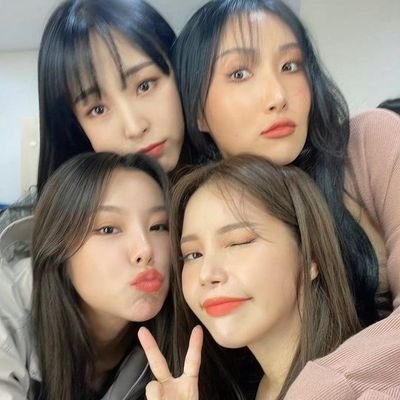 swfsgallery's profile picture. — for my forever artist #MAMAMOO #마마무