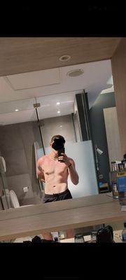 Masc Aussie bottom boy showing off 🍑 & 🍆 Melbourne boy