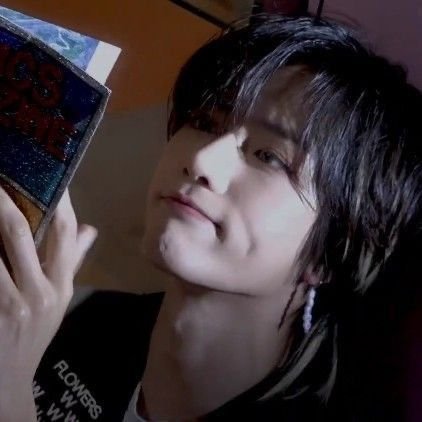 Diaistired's profile picture. 20