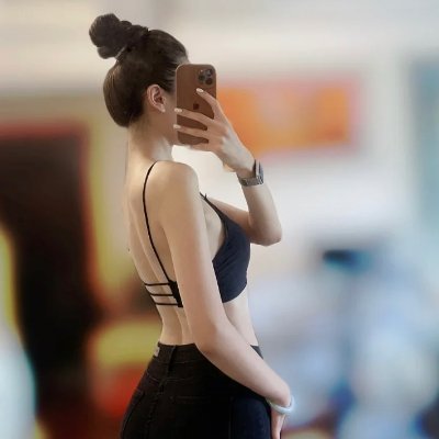 xiaotaos1's profile picture. Those who are strong during the day may be the ones who cry themselves to sleep at night. #btc @ETH #encryption