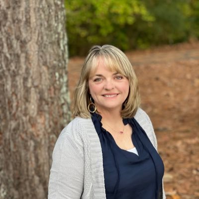 pike_shannon's profile picture. Wife, Mom, Teacher 💙