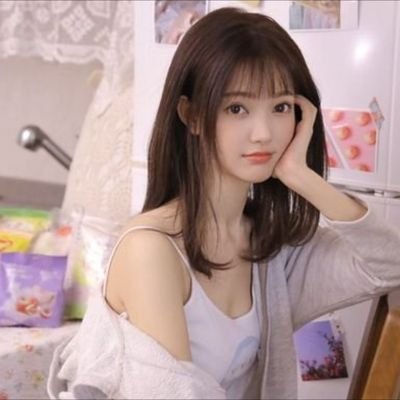 Anna69487163's profile picture. 