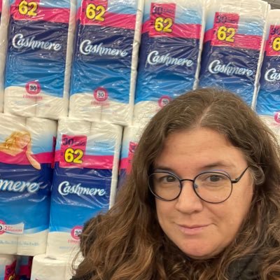 melody_laughs's profile picture. Humourously looking at life as I keep my eyes on things above! Wife of 1, mom of MANY.