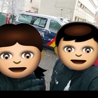 Hijo de madrileño y segoviana. Aficionado al deporte en general. Mi sueño es vestir de azul. Opositor a Policía Nacional-Escala Básica 👮🏻♂️🇪🇸.