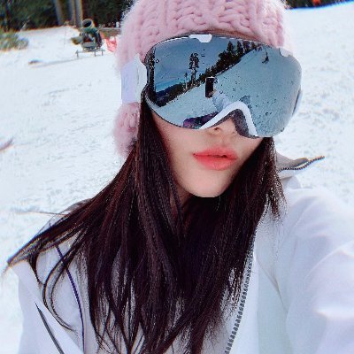 LindaChan123321's profile picture. Opportunities don’t happen. You create them.
one of member "The Asian Oriental" for Asian who migrant to USA and Canada