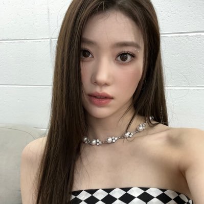 Xiaoting bias and Dayeon wrecker_ ot9 Kep1ian ๐๐ Hyein bias ๐ฐ๐ฅ
