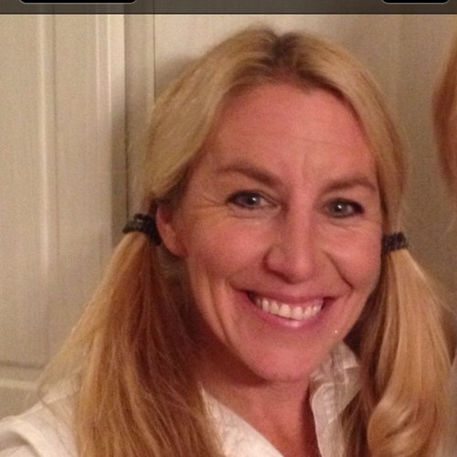 robbie142's profile picture. 