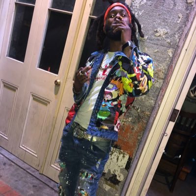 D33_Double_U's profile picture. Making A living for your self and your family is a must so please think of it in the best manner possible it's #NothingPersonalOnlyBusiness