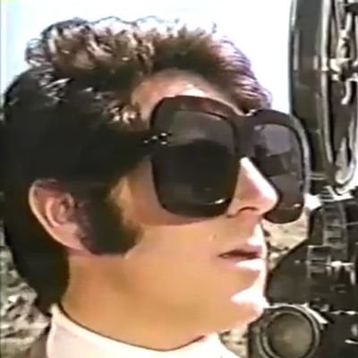 omlettes_ronnie's profile picture. what is a personality....?
I don't have one