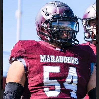 21 | Antelope Valley College🏈 | 6’0 285 Center/Guard/Long Snapper💪🏽| 1st Team All Conference and 1st Team All State | 3 for 2 Eligibility