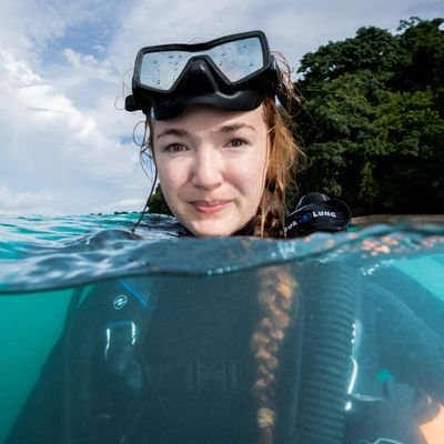 Marine Conservation Biologist🇵🇦🇪🇨🇺🇸, @InsideNatGeo Explorer, @ExplorersClub, @UNHwN, ED @LeatherbackProj🐢 & fighting for @RightsForNature🌿 (she/her)