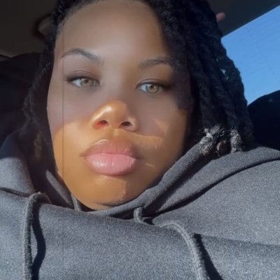 OLIVIAB53933450's profile picture. txt lover 4 life