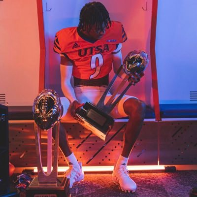 CB @UTSAFTBL