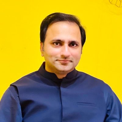 Entrepreneur, Traveler, Social Media Strategist & FOREX addict. Heading Solar Solutions Company @Smartsolarpak as CEO in Lahore