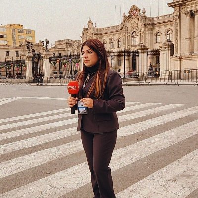 Periodista venezolana en Lima. Presidenta de la Asociación de Periodistas Venezolanos en Perú (APEVEP). Corresponsal NTN24 Perú