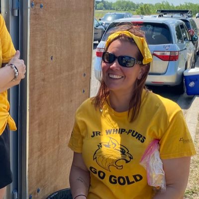 BeckyRotolo22's profile picture. Super Star