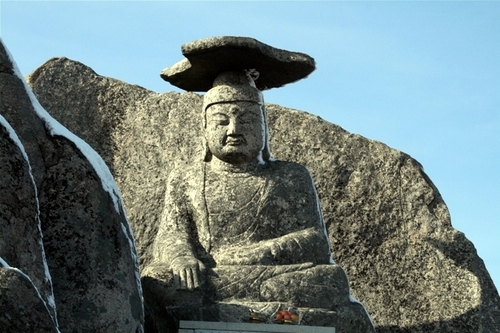 30대 보수청년 ㅎㅎ.진보는 존중하고 경청 합니다.비록 우측에 서있지만 중립적으로 세상을 보려고 노력중! /중도우파/무조건 국가안보 최우선/종북세력 꺼져/시위중독 좀비꺼져/참진보환영/삼성라이온즈/뉴캐슬빠/브릿팝/OASIS빠/무도빠/불교/예비역