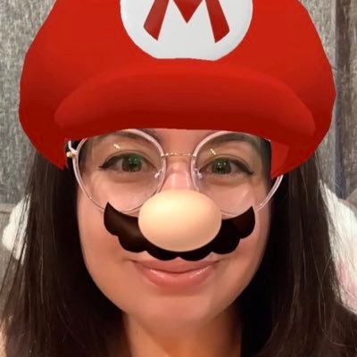 Lvl 35 🇨🇺 🇲🇽 Wife. Mom. Video Game Addict. Drawer. Disney Lover. Turbo Need.I like to post random thoughts, contests, and my video game addiction