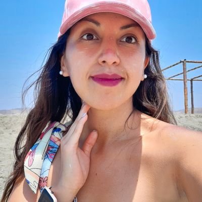 marisoldfloress's profile picture. Peruana, foodlover y publicista. 💜 Verano todo el año. 🌅