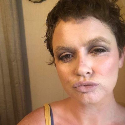 obccadavis_jikm's profile picture. An untethered Midwestern woman with all the right smiles in the world (and there's proof)