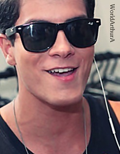 Guardo você no meu pensamento junto com todos as coisas que penso em fazer com você um dia @Aguiarthur Oficializado por @isCharlotte & @aleloyola