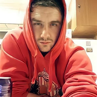 TylerSafc266's profile picture. 26 
SAFC 🔴⚪
😎🍺