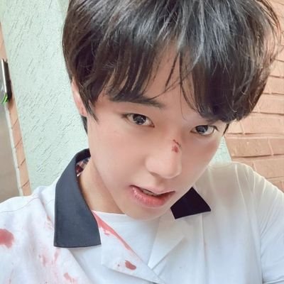 ✦ ㅡ Made of flaming vigour, causing phenomenon through steps to be choosen wisely. I, 𝐏𝐚𝐫𝐤 𝐉𝐢𝐡𝐨𝐨𝐧, the greatest one of all. (1999)