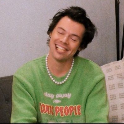 #HARRY: Do you know who you are? I DO NOW!
💚 she/her~ multiple fan account •

#MULTIFANDOM 🌏
troppe poche parole per elencare tutti i miei personaggi del cuor