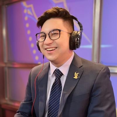 Shoutcaster for UCI Esports | yessir