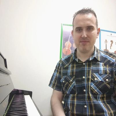Profesor de piano en https://t.co/yX2ZCneiKy. Pianista para todo tipo de eventos.
