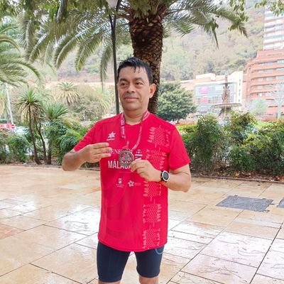 Maestro de profesión , descubrí el running y es una vitamina diaria que la necesito siempre,me gusta compartir historias reales https://t.co/s0SeBM1SRv