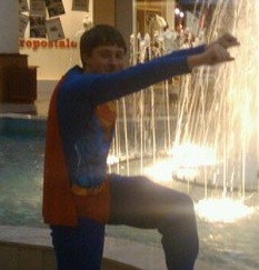 ItsSuperNick's profile picture. I am a superhero who makes videos and gets kicked out of places!!
https://t.co/giJjDRG0