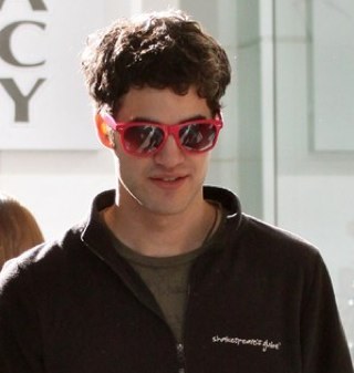 JujuPotterGlee's profile picture. Potterhead, gleek, Starkid. this is where you can see news and opinions about the 3 things I love !(follow back people w/ things in common)