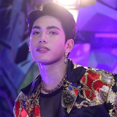 _iamstrawberryy's profile picture. SB19 | A'TIN | 💙
Mahalima ang aking Pahinga✨