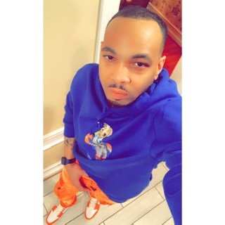 tramaine_sr's profile picture. I Move Silently…Get All ya Answers From Me.. 😎💯🙏🤟🏽