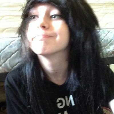 sistema_vortex's profile picture. ele/dele 🍄 tourretes/autismo