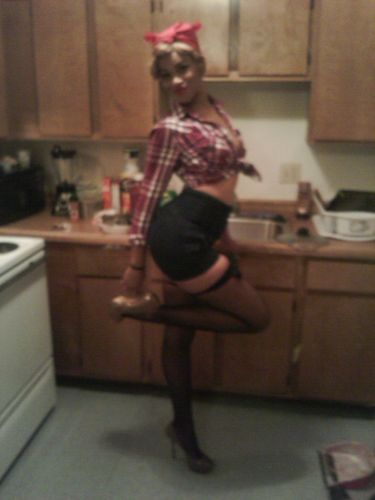 Impurfektangel8's profile picture. knowledge is power i love to learn so teach me a few things and I'll keep u around:) my intentions are always good!