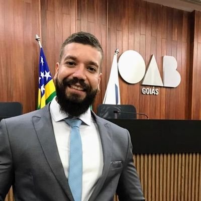 Advogado | pai da Cecília e marido da @carolinaraylla

Instagram: https://t.co/vkAxbeValJ