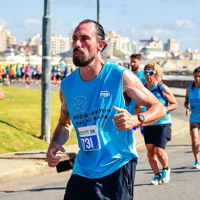 Juan Manuel Lere  Fui el escritor de https://t.co/vQTZUqdQPY  Profesor de Historia que dejó de fumar y se me dio por correr medio maratones y aspiro al maratón