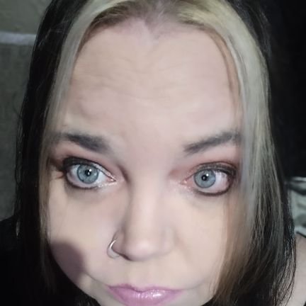 Wife of Jason (Married 20 years together 26)
mom of 
William ,Rebecca, Madalyn,Jason and Jayden!
dog mom to Max,Rocky, Bailey 
cat grandma to Sam and Jack