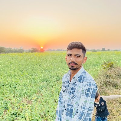 Owner of ARUNODAYA CUSTOM HIRING CENTER #KAMTANA Dr.Hari Singh Gour #Central University #Sagar, #retweet=#like=#full👍
#सरपंच_कमताना
#किसान #पुत्र