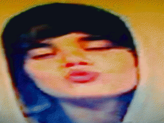 fans JUSTIN BIEBER he is beautiful!

WE LOVE JUSTIN BIEBER!!!!