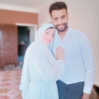 إنَّ اللَّهَ وَمَلَائِكَتَهُ يُصَلُّونَ عَلَى النَّبِيِّ ۚ يَا أَيُّهَا الَّذِينَ آمَنُوا صَلُّوا عَلَيْهِ وَسَلِّمُوا تَسْلِيمًا🤍🕊