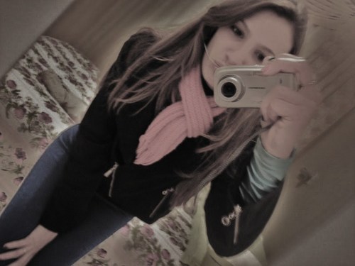 UNIICA =D *De que adianta te faalar quem sou se vooce acreedita na inveja dos (as) OUTROS (as) ?